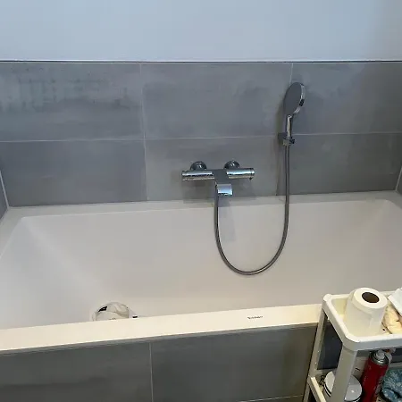 Apartmán 3 Rooms City Apartment Near U3 *