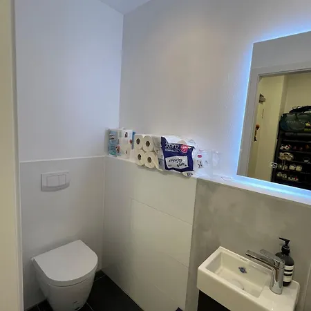 3 Rooms City Apartment Near U3 Apartmán *